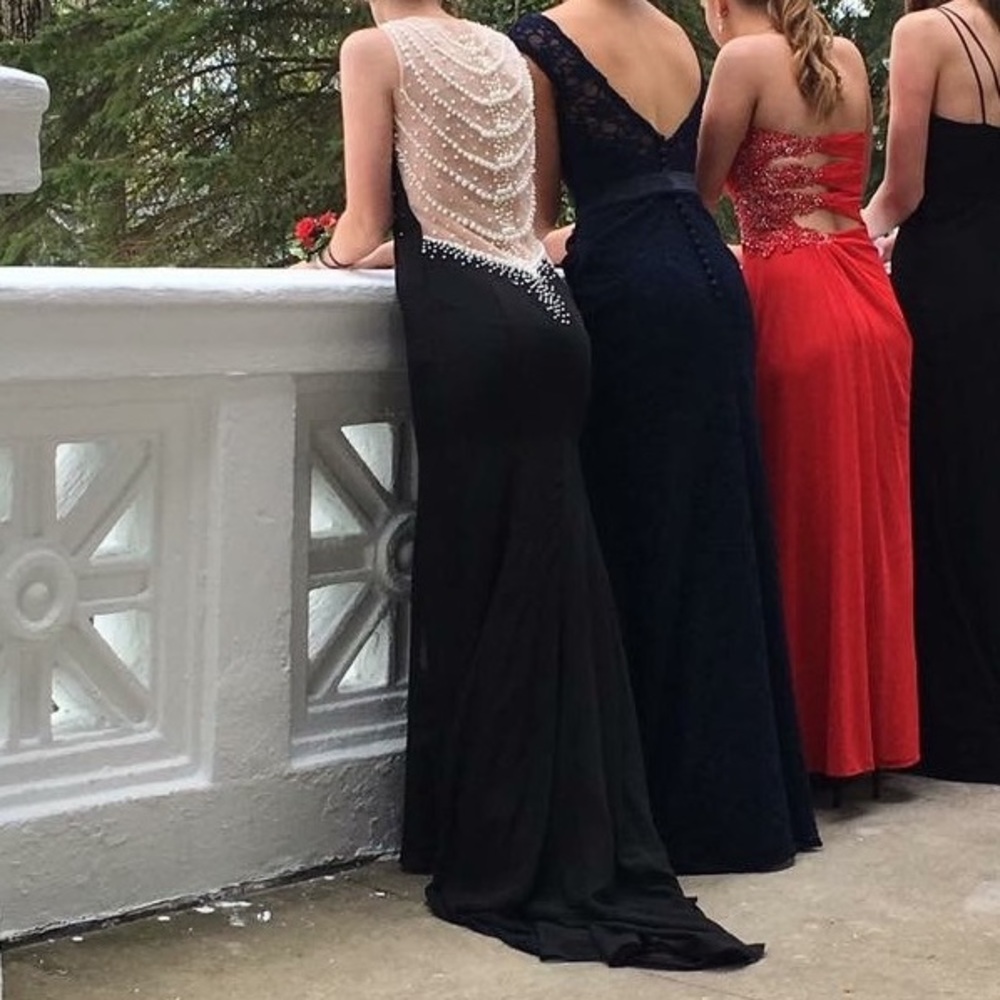 Perfect condition, I'll just never wear it again!